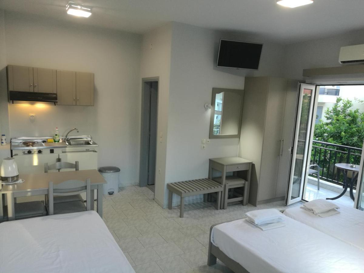 Niriis Hotel Káto Darátsos Eksteriør bilde